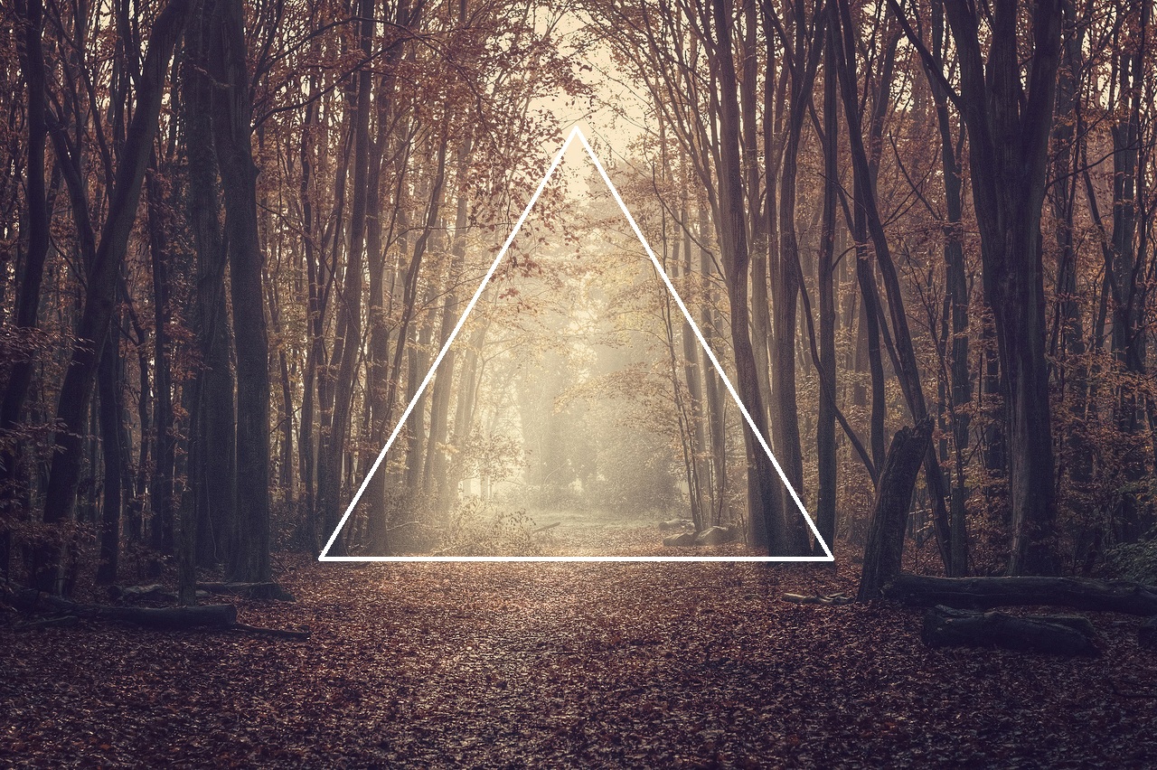 hipster-triangle-backgrounds-tumblr-nmtljeui.jpg